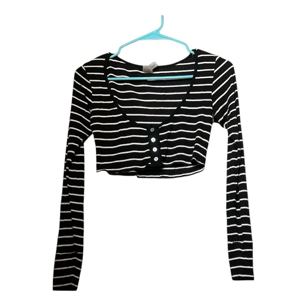 Women’s Beach Bunny striped, cropped, long sleeve shirt, size medium